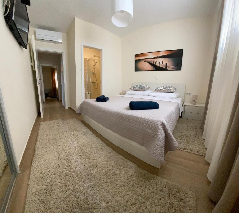 Villa Pergola -Apartment Roko Mlini Eksteriør billede