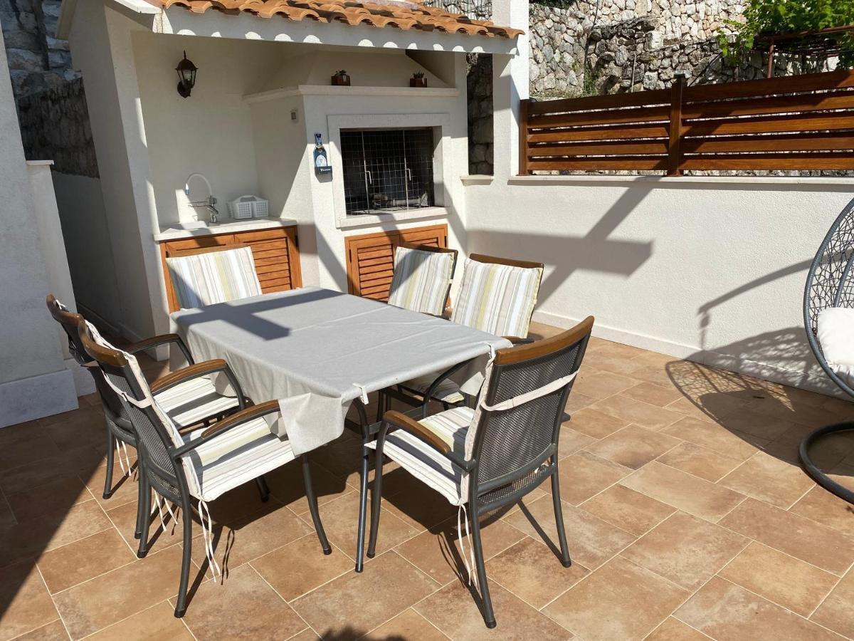 Villa Pergola -Apartment Roko Mlini Eksteriør billede