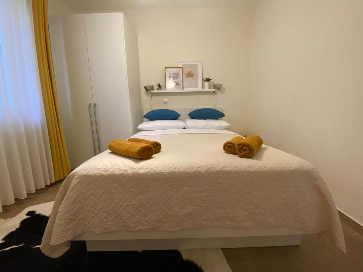 Villa Pergola -Apartment Roko Mlini Eksteriør billede